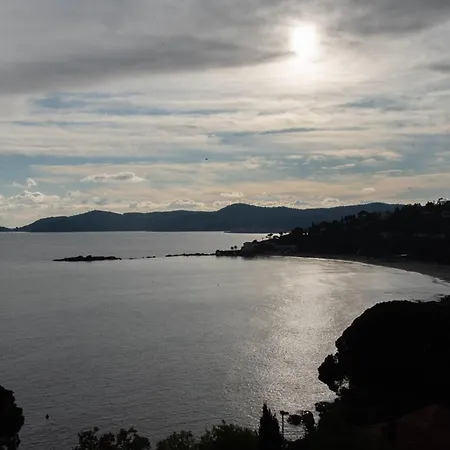 T2 Au Lavandou Pour 4, Proche - Fr-1-803-14 Apartmán Le Lavandou